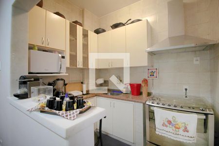 Apartamento à venda com 115m², 3 quartos e sem vagaCozinha