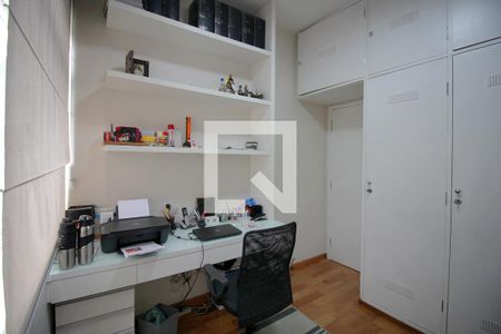 Apartamento à venda com 115m², 3 quartos e sem vagaQuarto 2