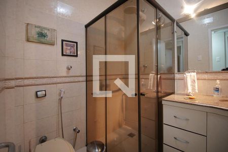 Apartamento à venda com 115m², 3 quartos e sem vagaBanheiro da Suíte