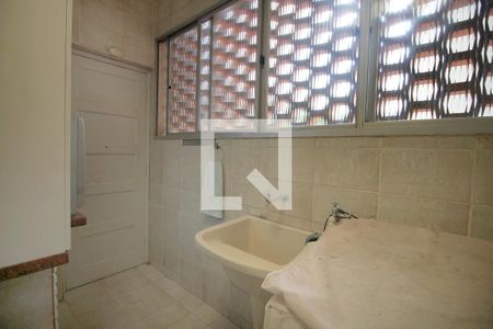 Apartamento à venda com 115m², 3 quartos e sem vagaÁrea de Serviço