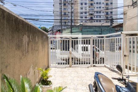 Vista do Quarto de apartamento à venda com 1 quarto, 40m² em Manguinhos, Rio de Janeiro