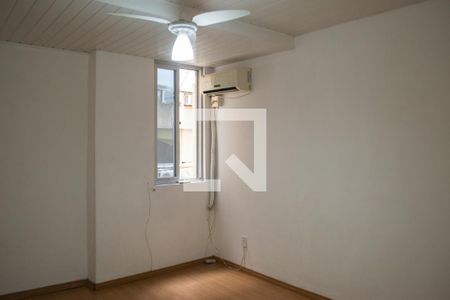 Quarto 2 de apartamento à venda com 2 quartos, 50m² em Centro Histórico, Porto Alegre