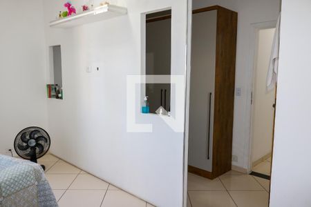 Casa à venda com 118m², 3 quartos e 2 vagasQuarto 2