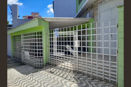 Casa à venda com 118m², 3 quartos e 2 vagasFrente da Casa