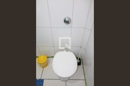 Casa à venda com 118m², 3 quartos e 2 vagasBanheiro Social