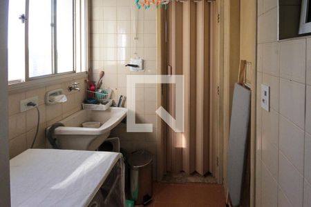 Apartamento à venda com 60m², 3 quartos e 1 vagaÁrea de Serviço