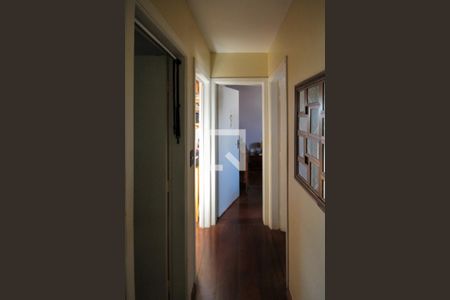 Apartamento à venda com 60m², 3 quartos e 1 vagaCorredor