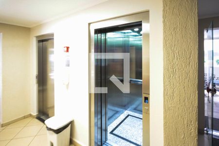 Apartamento à venda com 60m², 3 quartos e 1 vagahall