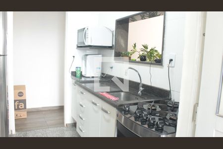 Cozinha de apartamento à venda com 3 quartos, 64m² em Jardim Londrina, São Paulo