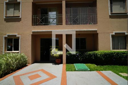 Apartamento para alugar com 64m², 3 quartos e 1 vagaFachada do bloco