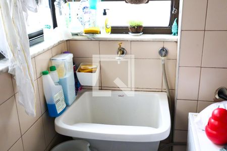 Apartamento à venda com 80m², 3 quartos e 1 vaga Apartamento à venda com 80m², 3 quartos e 1 vagaÁrea de Serviço