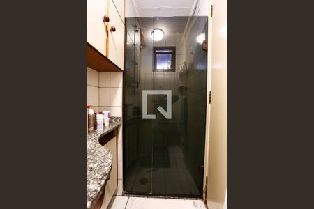 Apartamento à venda com 80m², 3 quartos e 1 vaga Apartamento à venda com 80m², 3 quartos e 1 vagaBanheiro da Suíte