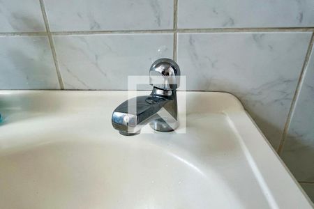 Apartamento à venda com 80m², 2 quartos e sem vaga Apartamento à venda com 80m², 2 quartos e sem vagaBanheiro