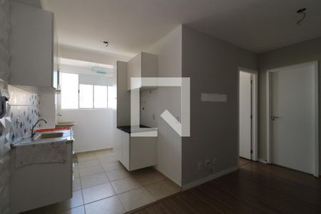 Sala de apartamento para alugar com 2 quartos, 39m² em Jardim Vila Rica, Santo André