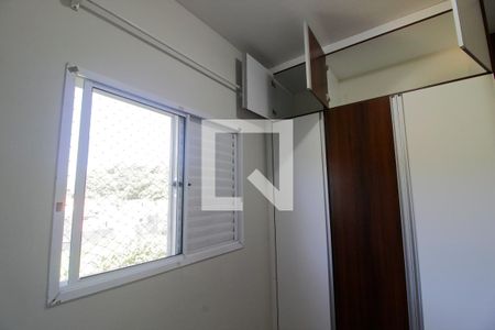 Quarto 1 de apartamento para alugar com 2 quartos, 56m² em Jardim Barbacena, Cotia