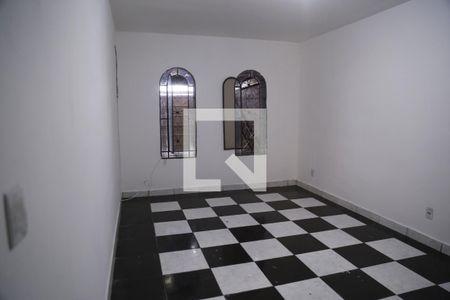 Sala de casa para alugar com 4 quartos, 170m² em Vila Cavaton, São Paulo