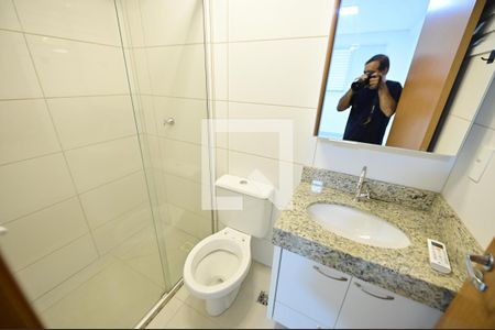 Apartamento para alugar com 60m², 2 quartos e 1 vaga Apartamento para alugar com 60m², 2 quartos e 1 vagaBanheiro social