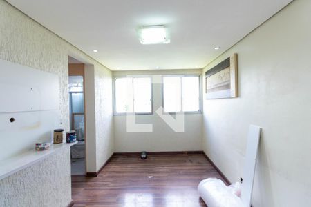 Sala de apartamento à venda com 2 quartos, 48m² em Vila Sílvia, São Paulo