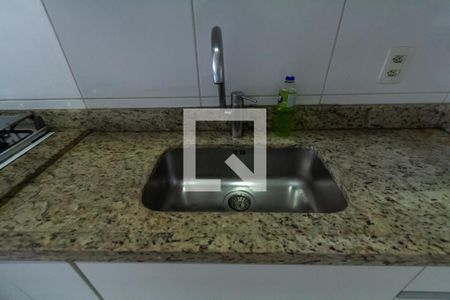 Apartamento à venda com 96m², 2 quartos e 2 vagas Apartamento à venda com 96m², 2 quartos e 2 vagasCozinha e Área de Serviço