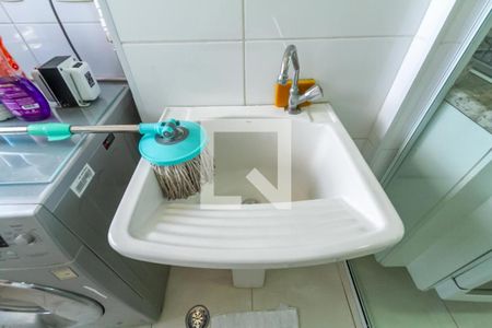 Apartamento à venda com 96m², 2 quartos e 2 vagas Apartamento à venda com 96m², 2 quartos e 2 vagasCozinha e Área de Serviço