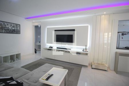Sala de TV de casa à venda com 2 quartos, 90m² em Igara, Canoas