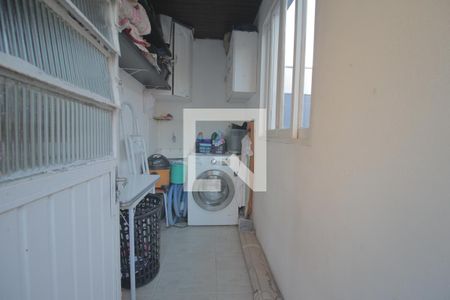 Casa à venda com 90m², 2 quartos e 4 vagasÁrea de Serviço