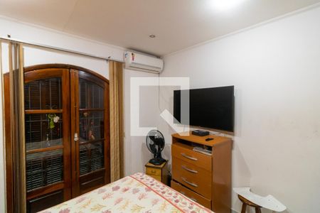 Suíte de casa à venda com 4 quartos, 132m² em Vila Libanesa, São Paulo