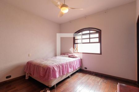 Casa para alugar com 420m², 5 quartos e 6 vagasSuíte 2