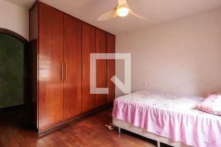 Casa para alugar com 420m², 5 quartos e 6 vagasSuíte 2