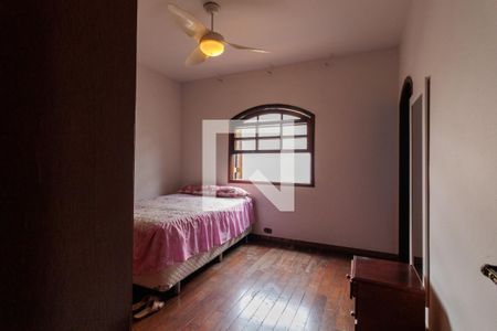 Casa para alugar com 420m², 5 quartos e 6 vagasSuíte 2