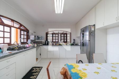Casa para alugar com 420m², 5 quartos e 6 vagasCozinha