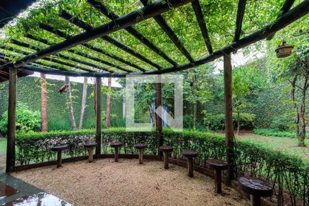 Casa para alugar com 420m², 5 quartos e 6 vagasÁrea externa