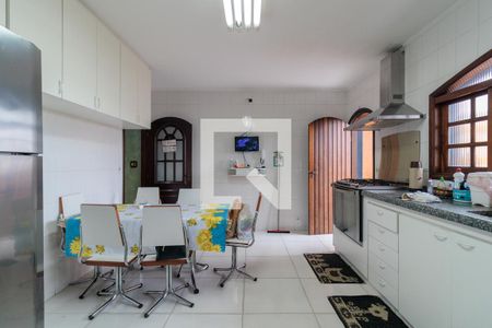 Casa para alugar com 420m², 5 quartos e 6 vagasCozinha