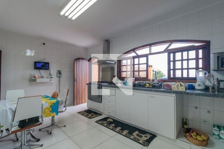 Casa para alugar com 420m², 5 quartos e 6 vagasCozinha