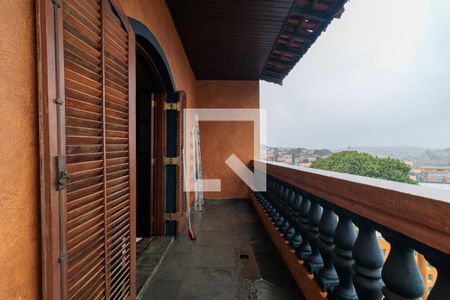 Casa para alugar com 420m², 5 quartos e 6 vagasSuíte 3