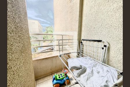 Apartamento à venda com 68m², 2 quartos e 1 vaga Apartamento à venda com 68m², 2 quartos e 1 vagaVaranda