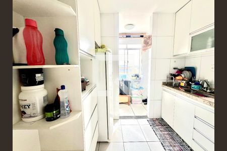 Apartamento à venda com 68m², 2 quartos e 1 vaga Apartamento à venda com 68m², 2 quartos e 1 vagaCozinha