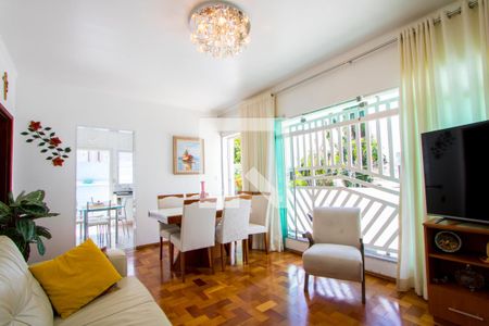 Sala de casa à venda com 2 quartos, 140m² em Vila Alzira, Santo André