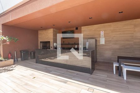 Apartamento à venda com 166m², 3 quartos e 3 vagas Apartamento à venda com 166m², 3 quartos e 3 vagasÁrea comum - Churrasqueira