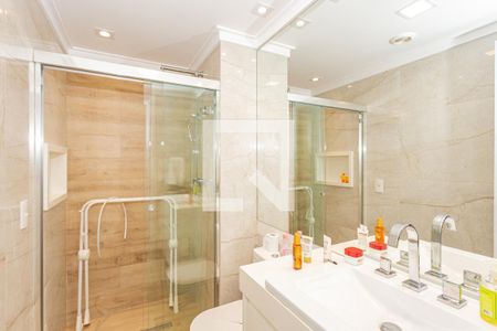Apartamento à venda com 166m², 3 quartos e 3 vagas Apartamento à venda com 166m², 3 quartos e 3 vagasBanheiro da Suíte 1