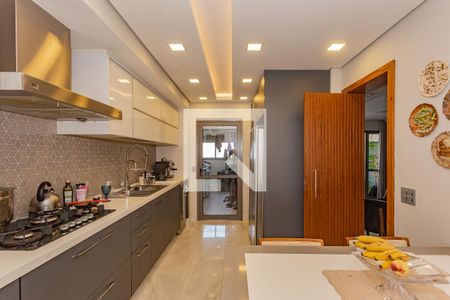 Apartamento à venda com 166m², 3 quartos e 3 vagas Apartamento à venda com 166m², 3 quartos e 3 vagasCozinha