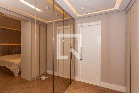 Apartamento à venda com 166m², 3 quartos e 3 vagas Apartamento à venda com 166m², 3 quartos e 3 vagasCloset da suíte 3