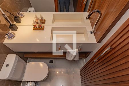 Apartamento à venda com 166m², 3 quartos e 3 vagas Apartamento à venda com 166m², 3 quartos e 3 vagasLavabo