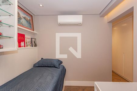 Apartamento à venda com 166m², 3 quartos e 3 vagas Apartamento à venda com 166m², 3 quartos e 3 vagasSuíte 1