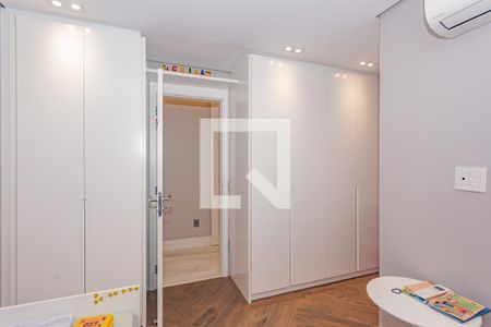 Apartamento à venda com 166m², 3 quartos e 3 vagas Apartamento à venda com 166m², 3 quartos e 3 vagasSuíte 2