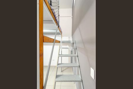 Casa para alugar com 28m², 1 quarto e sem vagaEscadas