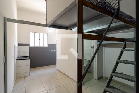 Sala de casa para alugar com 1 quarto, 28m² em Americanópolis, São Paulo