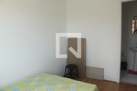 Quarto 1 de apartamento para alugar com 1 quarto, 27m² em Jardim Itacolomi, São Paulo