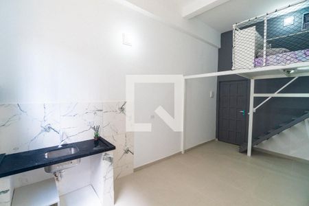 Sala/Cozinha de casa para alugar com 1 quarto, 28m² em Americanópolis, São Paulo