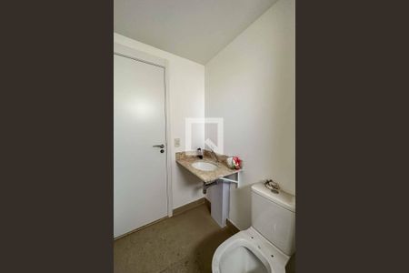 Apartamento à venda com 108m², 3 quartos e 2 vagasBanheiro da Suíte 3